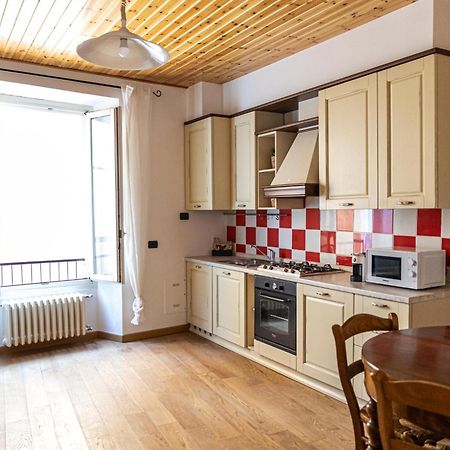 Magico Loft Nel Centro Storico Apartment Toscolano Maderno Exterior photo